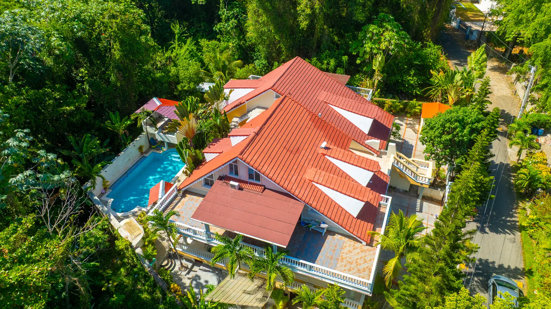 Casa Estrellas Mirabal — villa with pool in Perla Marina, Cabarete, for sale as a running rental business (16)